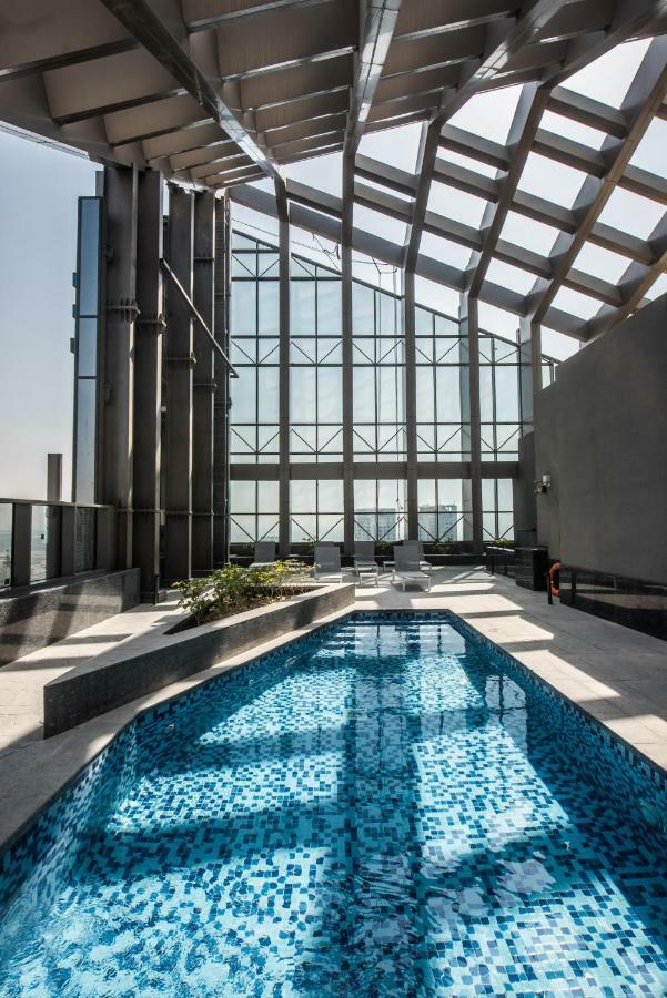 Fantastay Sparkle Tower One Bedroom Suite Marina View 迪拜 外观 照片