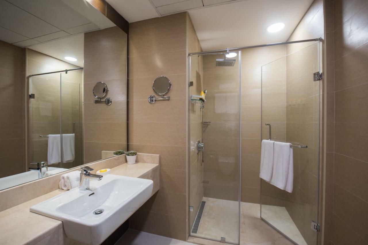 Fantastay Sparkle Tower One Bedroom Suite Marina View 迪拜 外观 照片